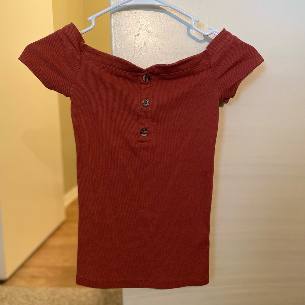 Aeropostale off the shoulder shirt